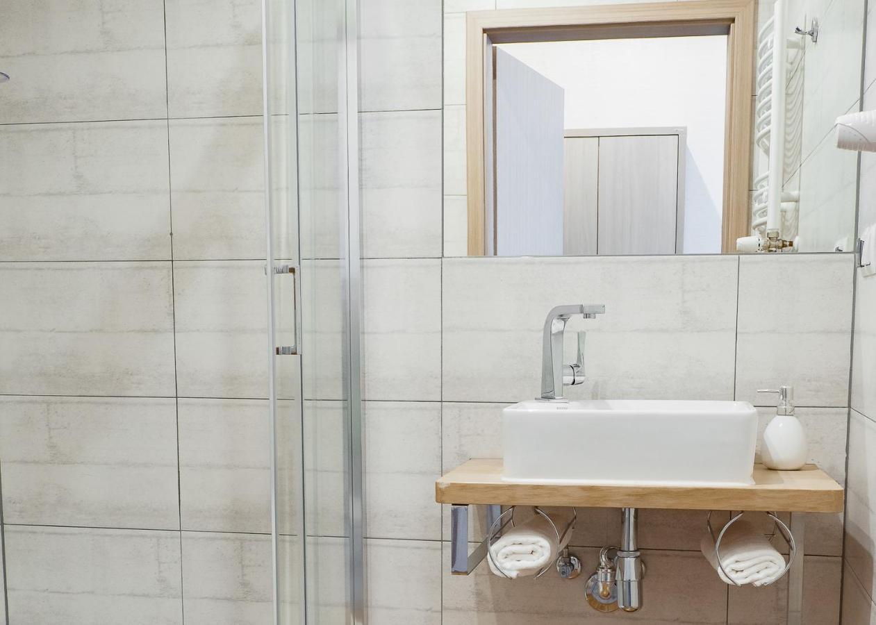 Hotel Chrobrego9 볼레스와비에츠 외부 사진